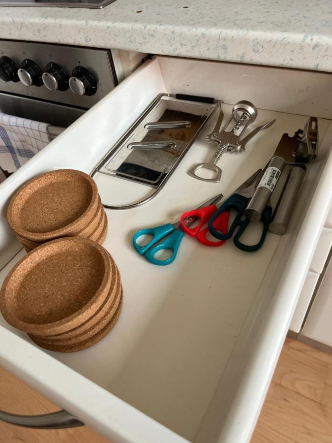 Cool Schonbrunn Apt 2Br Apartman Bécs Kültér fotó